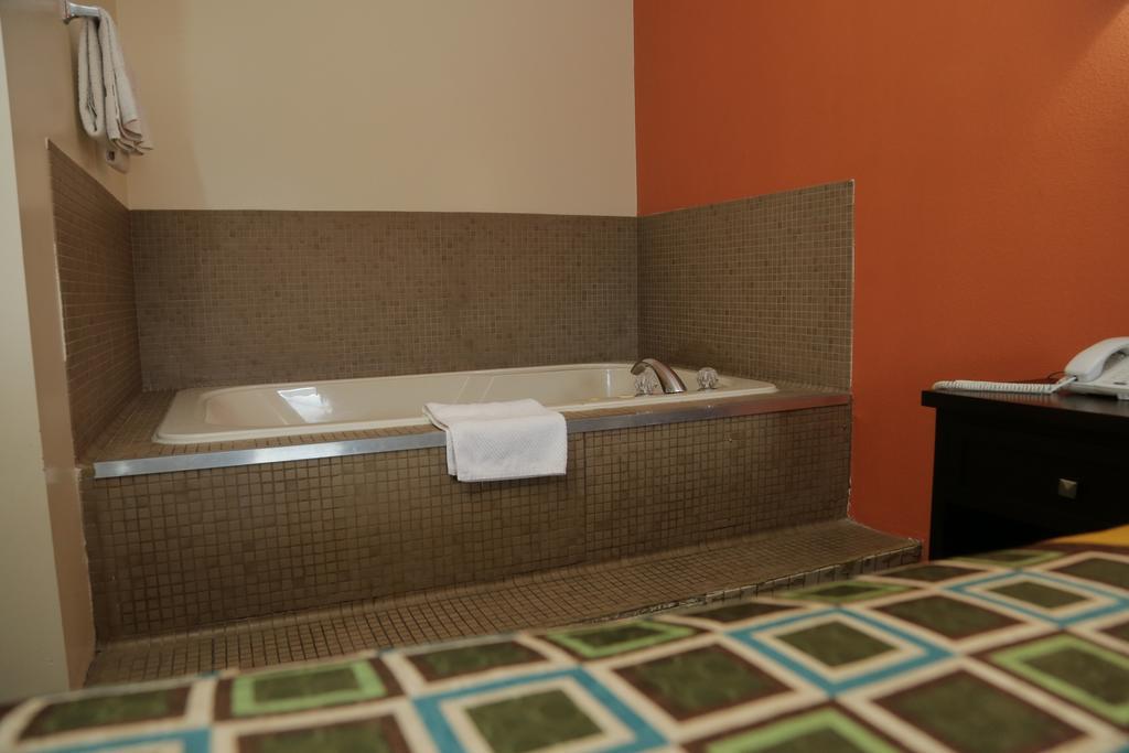 Theroff'S Motel Washington Bagian luar foto