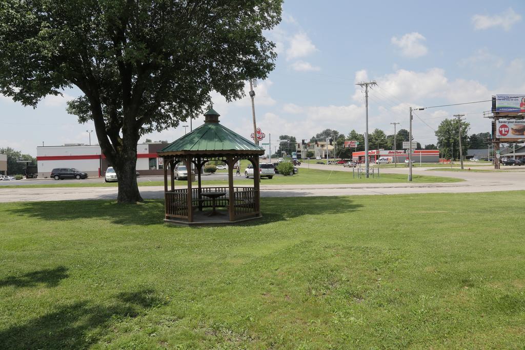 Theroff'S Motel Washington Bagian luar foto