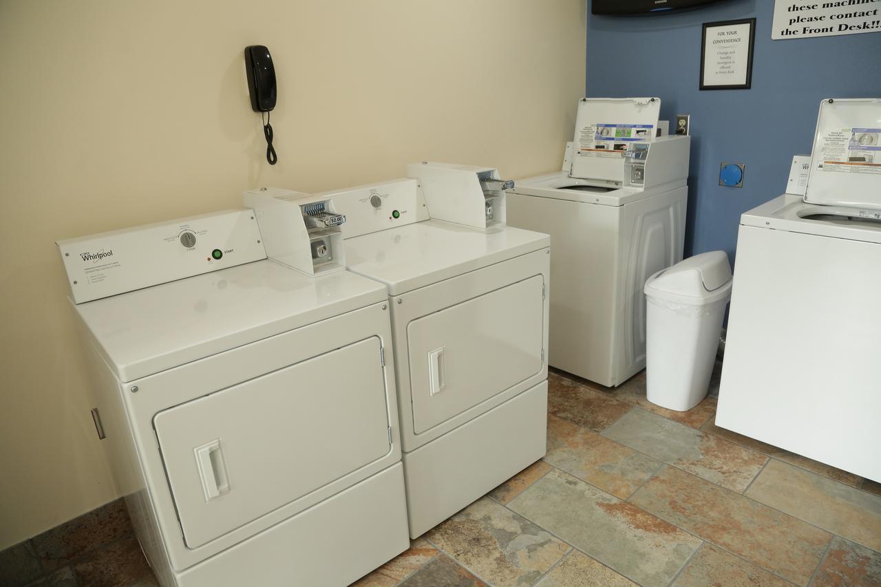 Theroff'S Motel Washington Bagian luar foto