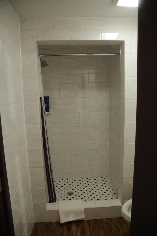 Theroff'S Motel Washington Bagian luar foto